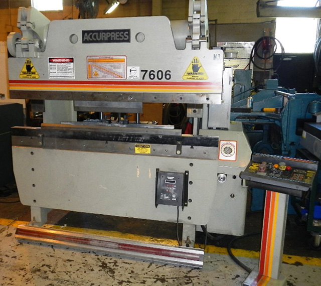 60 TON x 6' ACCURPRESS ... PRESS BRAKE